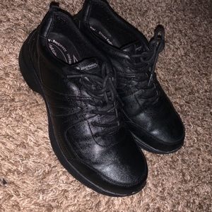 Easy Works by Easy Street slip-resistant/oil-resistant